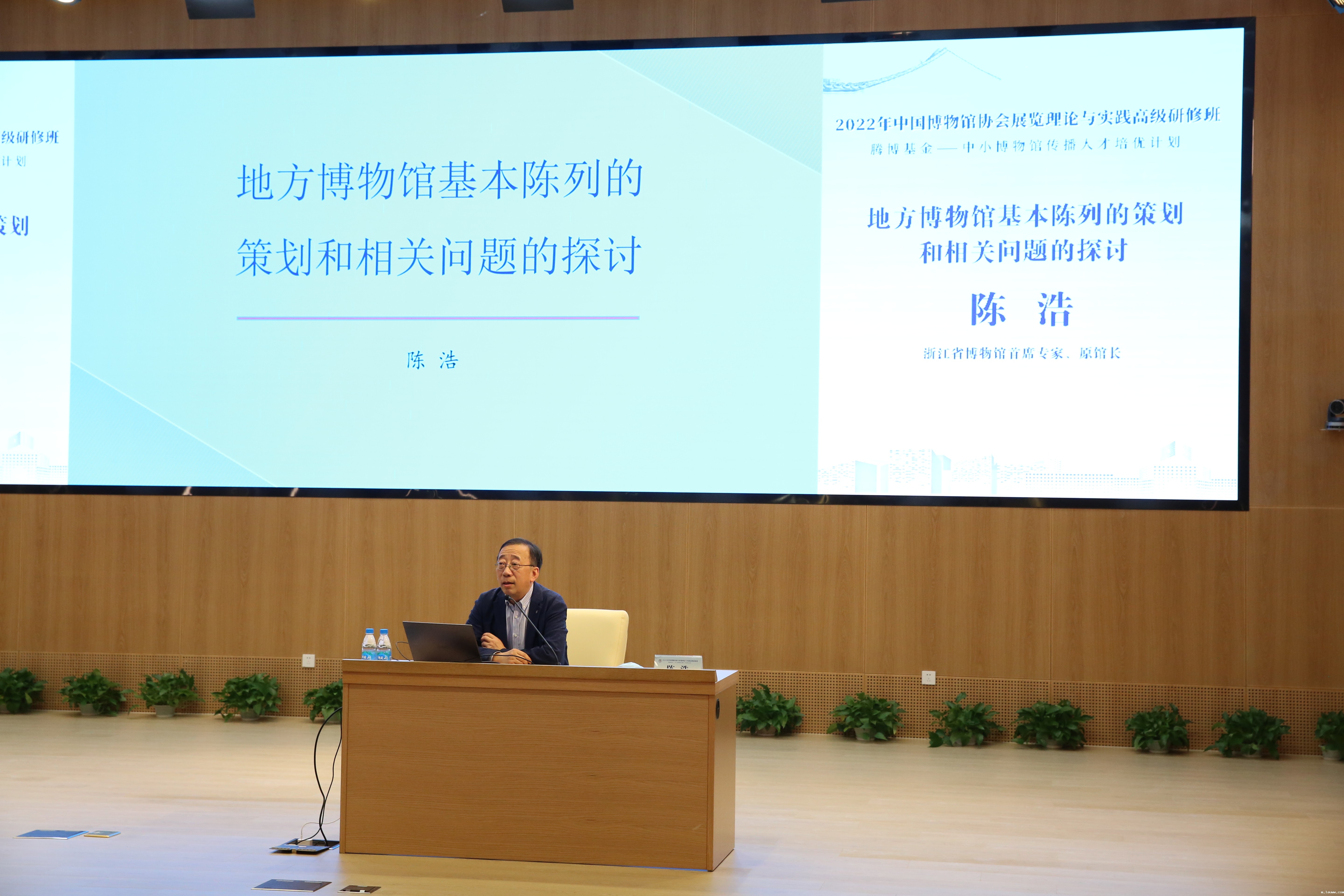 15-36-140376-914375310.jpg 15-36-140376-914375310.jpg