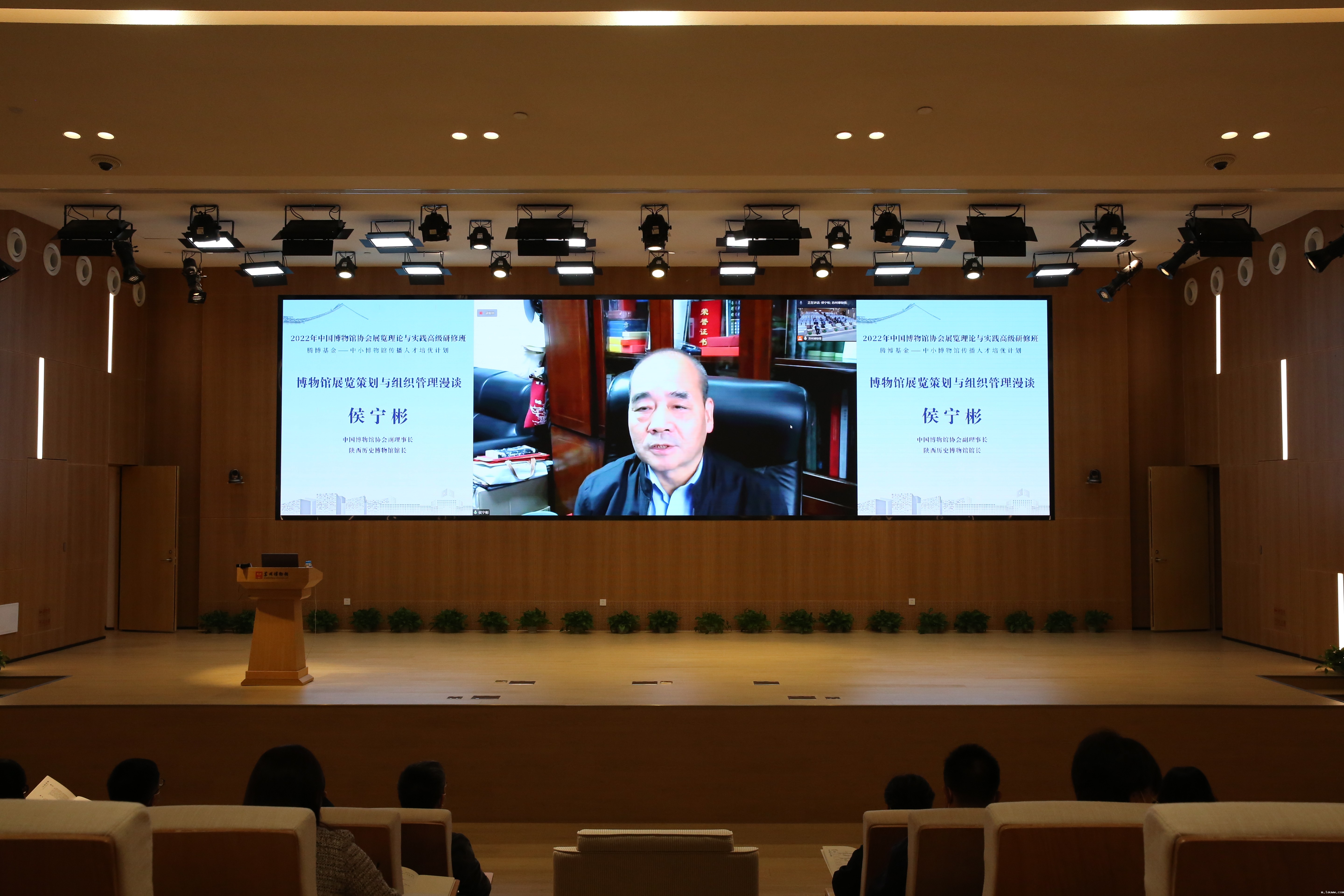 11-39-530747-94349319.jpg 11-39-530747-94349319.jpg