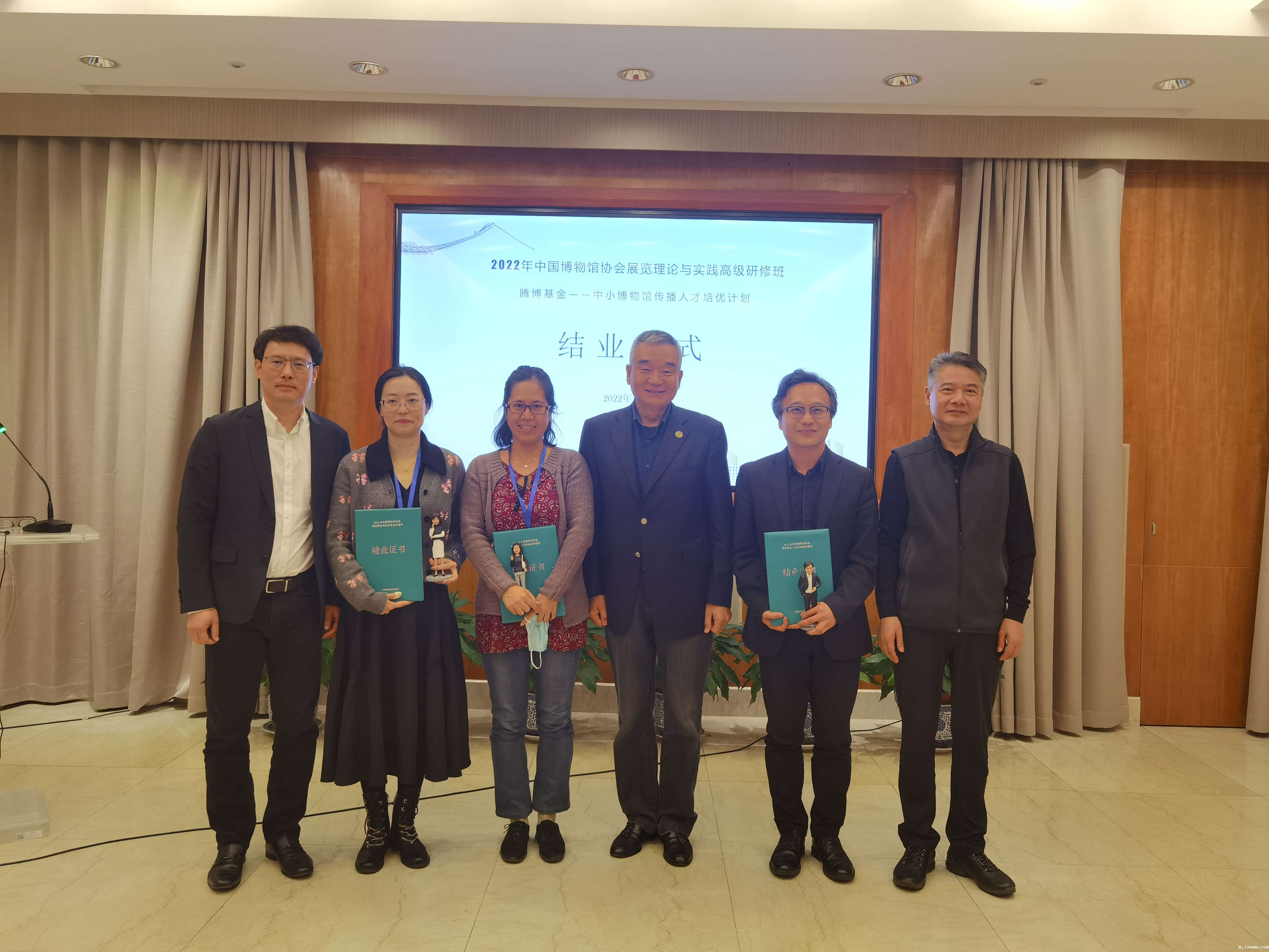 14-08-360225668938411.jpg 14-08-360225668938411.jpg